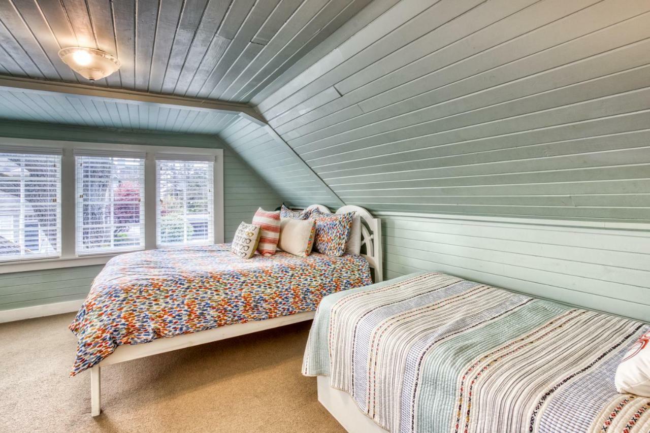 Seaside Classic Cottage Exterior foto