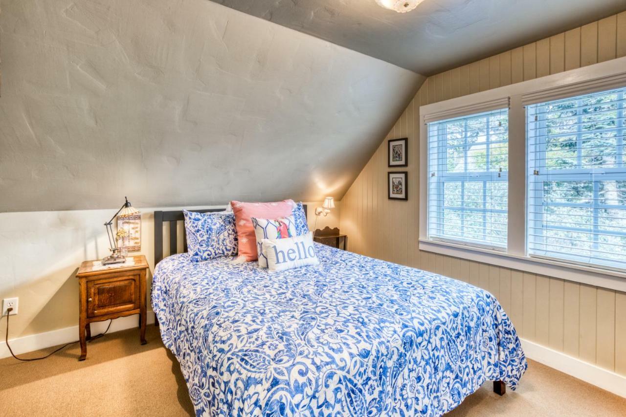 Seaside Classic Cottage Exterior foto